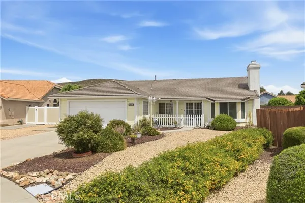 Property Slideshow image 2 of 32 | 29492 basie cir, Menifee, CA, 92586