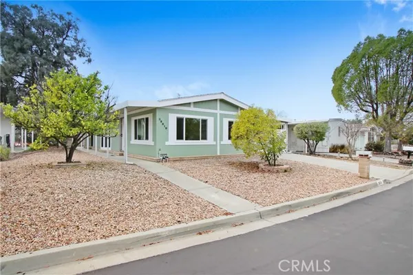 Property Slideshow image 2 of 22 | 38619 calle de la siesta, Murrieta, CA, 92563