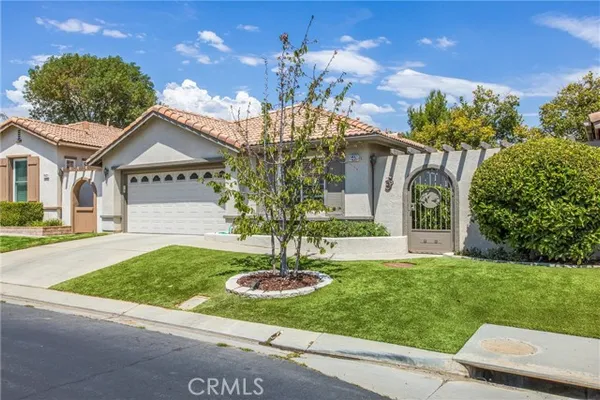 Property Slideshow image 2 of 44 | 840 twin hills dr, Banning, CA, 92220