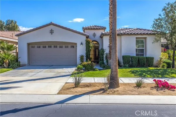 Property Slideshow image 2 of 42 | 60310 desert rose dr, La Quinta, CA, 92253