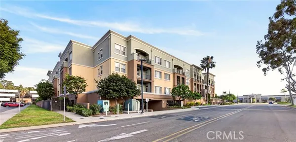 Property Slideshow image 2 of 44 | 2605 sepulveda blvd 122, Torrance, CA, 90505