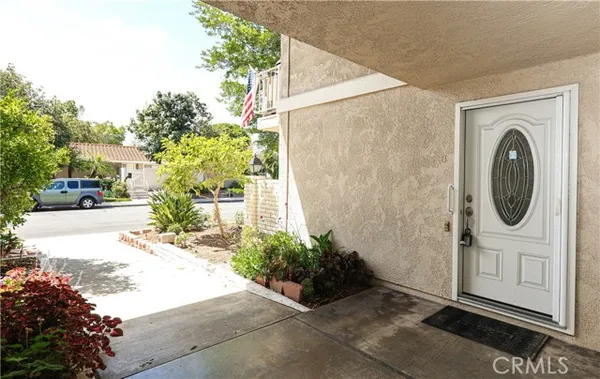 Property Slideshow image 2 of 9 | 2191 via mariposa b, Laguna Woods, CA, 92637