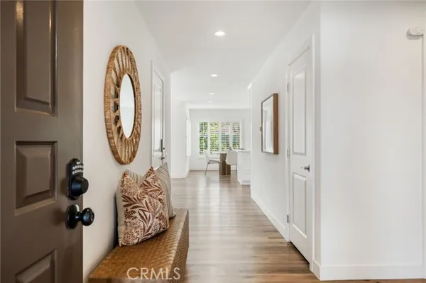 Property Slideshow image 3 of 52 | 27652 via rodrigo, Mission Viejo, CA, 92692