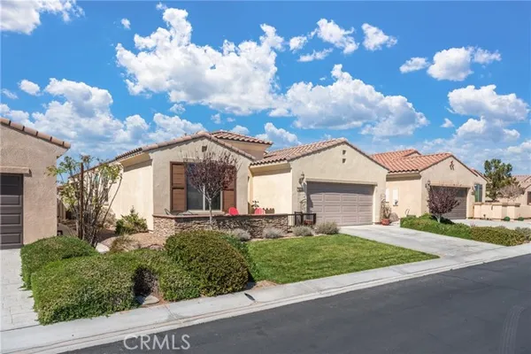 Property Slideshow image 2 of 36 | 19120 tiempo st, Apple Valley, CA, 92308