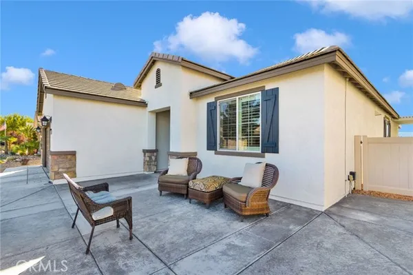 Property Slideshow image 3 of 54 | 10332 darby rd, Apple Valley, CA, 92308