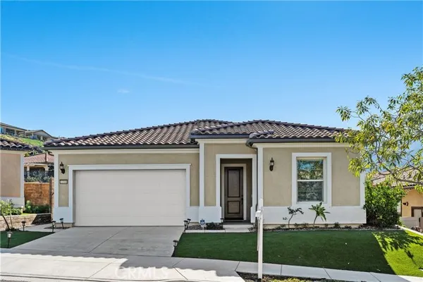 Property Slideshow image 3 of 18 | 11169 fourleaf ct, Corona, CA, 92883