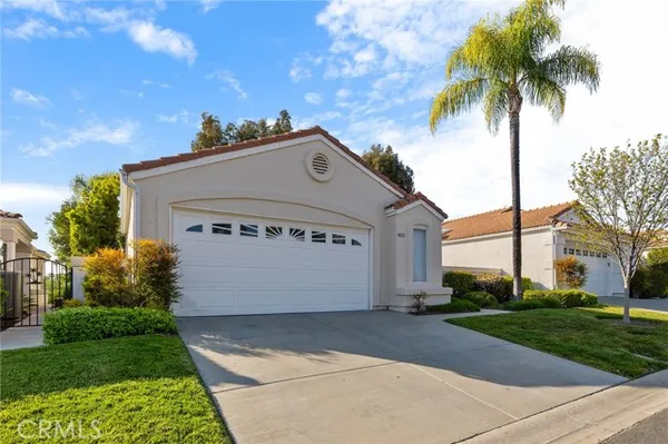 Property Slideshow image 3 of 34 | 40511 via amapola, Murrieta, CA, 92562