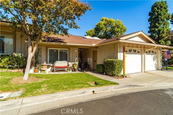 Property Slideshow image 2 of 30 | 19427 oak crossing rd, Newhall, CA, 91321