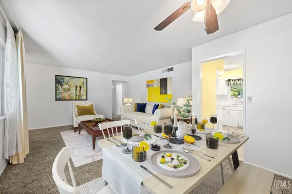 Property Slideshow image 3 of 26 | 900 cherry hills dr, Bakersfield, CA, 93309