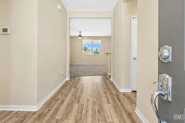 Property Slideshow image 3 of 50 | 14019 sandstone peak dr, Bakersfield, CA, 93306