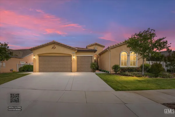 Property Slideshow image 2 of 57 | 9908 toscana dr, Bakersfield, CA, 93306