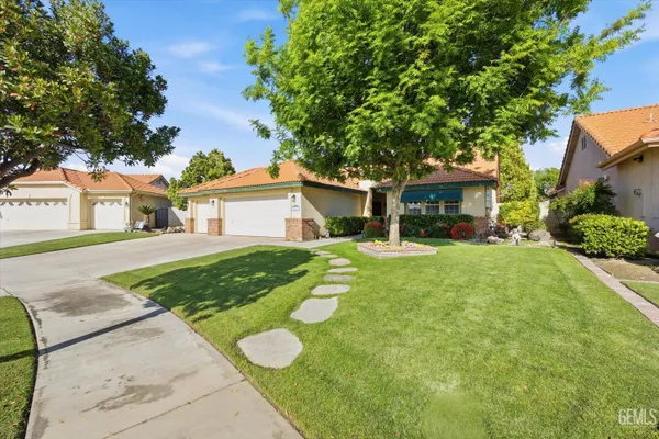 Property Slideshow image 2 of 40 | 3206 province rose st, Bakersfield, CA, 93311