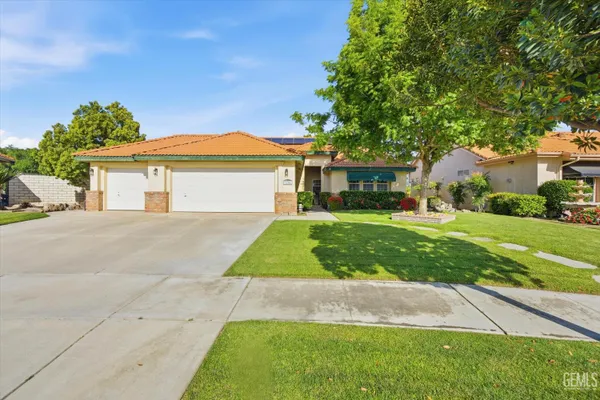Property Slideshow image 3 of 40 | 3206 province rose st, Bakersfield, CA, 93311