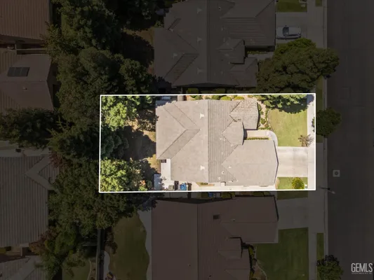 Property Slideshow image 3 of 46 | 10001 timeless rose ct, Bakersfield, CA, 93311