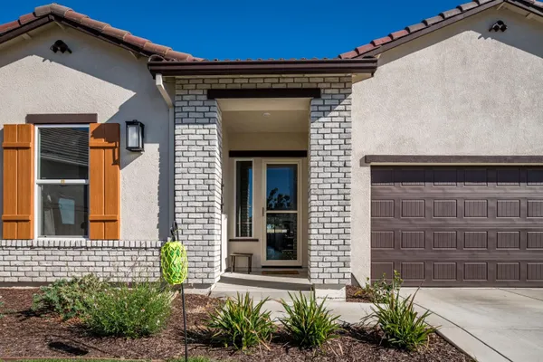 Property Slideshow image 2 of 53 | 8305 evans tree dr, Roseville, CA, 95747