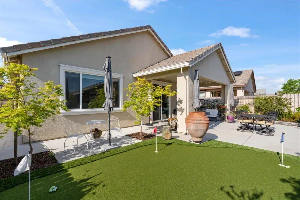 Property Slideshow image 3 of 43 | 1239 cascade way, Lincoln, CA, 95648