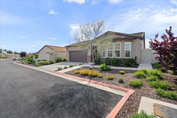 Property Slideshow image 3 of 47 | 6589 primavera ln, El Dorado Hills, CA, 95762