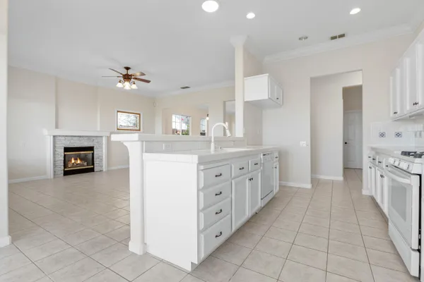 Property Slideshow image 2 of 41 | 4000 coldwater dr, Rocklin, CA, 95765