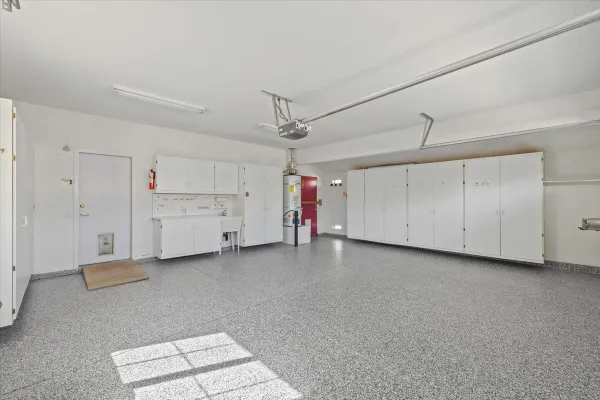 Property Slideshow image 3 of 33 | 1975 mary rose ln, Lincoln, CA, 95648