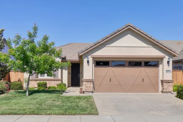 Property Slideshow image 2 of 49 | 9895 sheffield way, Elk Grove, CA, 95757