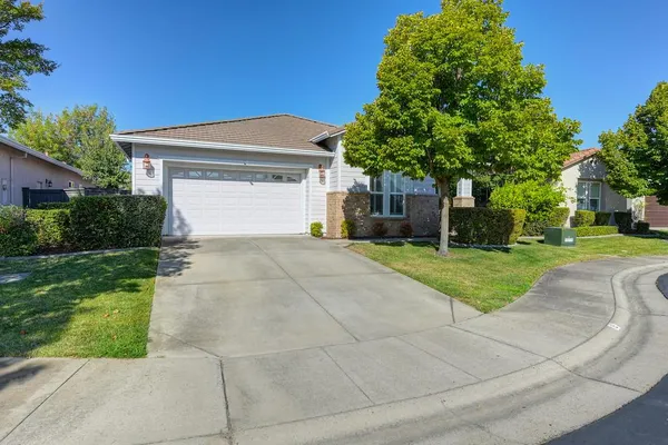 Property Slideshow image 3 of 99 | 15 cristalla pl, Sacramento, CA, 95835