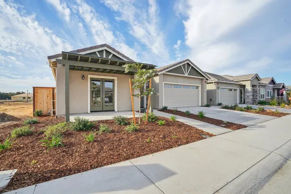 Property Slideshow image 2 of 20 | 1136 crenshaw rd, Galt, CA, 95632