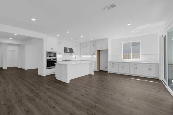 Property Slideshow image 2 of 43 | 10327 evangaline way, Elk Grove, CA, 95757