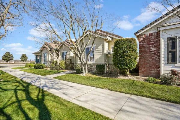 Property Slideshow image 3 of 33 | 1694 calhoun ave, Ripon, CA, 95366