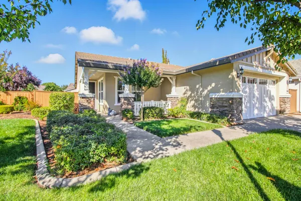 Property Slideshow image 3 of 62 | 7409 rothschild ct, Elk Grove, CA, 95757