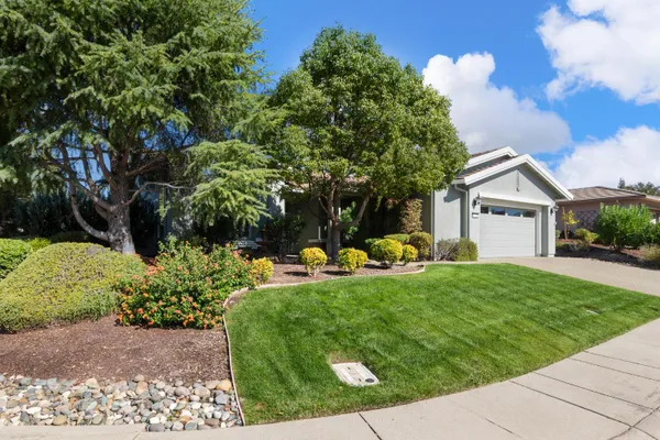 Property Slideshow image 3 of 44 | 3113 black hawk ln, Lincoln, CA, 95648