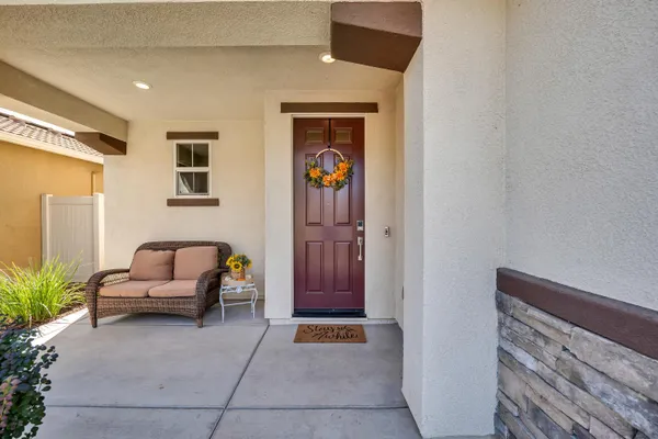 Property Slideshow image 3 of 64 | 3948 hovnanian dr, Sacramento, CA, 95834