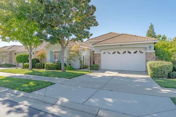 Property Slideshow image 3 of 70 | 4820 monte mar dr, El Dorado Hills, CA, 95762