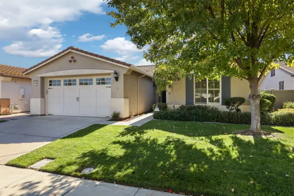 Property Slideshow image 3 of 38 | 2224 bellchase dr, Manteca, CA, 95336