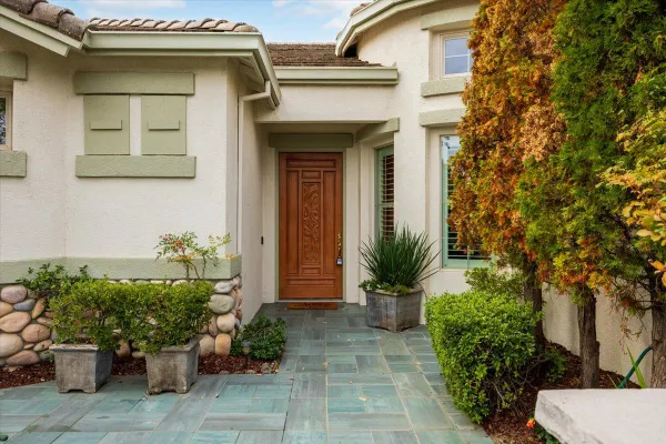 Property Slideshow image 3 of 43 | 1006 fairway valley ln, Lincoln, CA, 95648