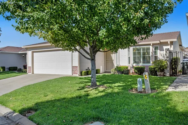 Property Slideshow image 2 of 31 | 7309 sunleaf ln, Sacramento, CA, 95828
