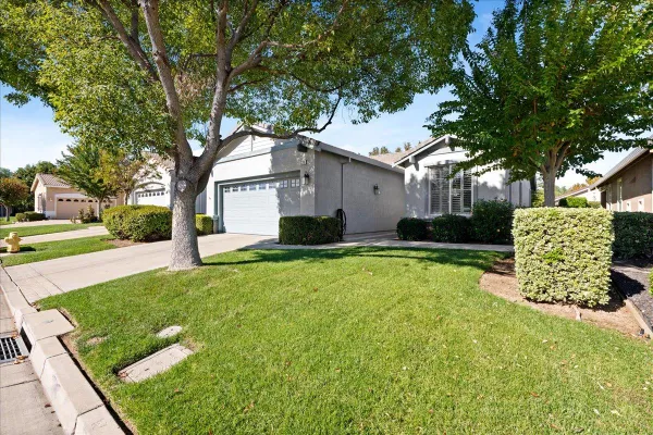 Property Slideshow image 2 of 43 | 1233 alderman ln, Brentwood, CA, 94513