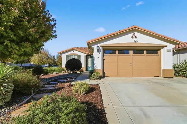 Property Slideshow image 3 of 46 | 1739 glenoaks st, Manteca, CA, 95336