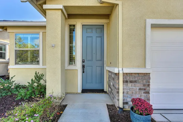 Property Slideshow image 2 of 32 | 4104 san andres way, El Dorado Hills, CA, 95762