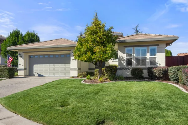 Property Slideshow image 2 of 48 | 2016 land end loop, Roseville, CA, 95747