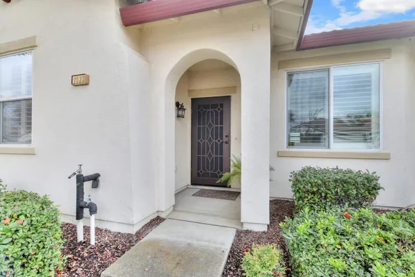 Property Slideshow image 3 of 38 | 2383 cotterdale aly, Sacramento, CA, 95835