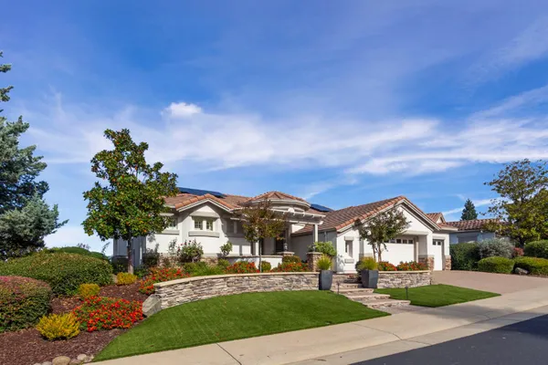 Property Slideshow image 2 of 77 | 1554 summerhill ln, Lincoln, CA, 95648