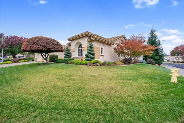 Property Slideshow image 3 of 28 | 4305 enchanted cir, Roseville, CA, 95747