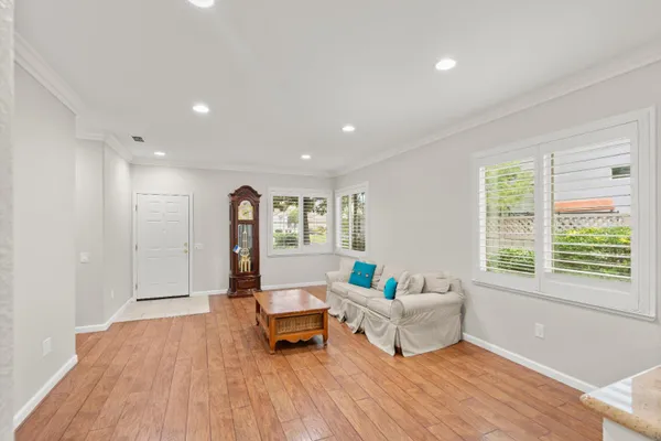 Property Slideshow image 3 of 32 | 2182 lamplight ln, Lincoln, CA, 95648