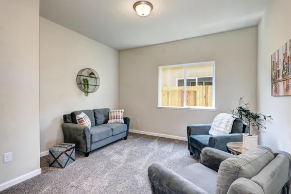 Property Slideshow image 3 of 17 | 1071 hogan rd, Galt, CA, 95632