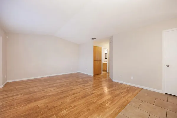 Property Slideshow image 3 of 29 | 7528 sunwest ln, Sacramento, CA, 95828