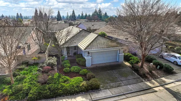 Property Slideshow image 2 of 35 | 608 wagon wheel ln, Lincoln, CA, 95648