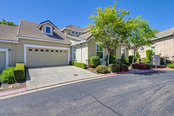 Property Slideshow image 2 of 38 | 3812 park dr, El Dorado Hills, CA, 95762