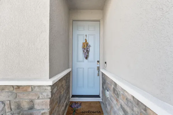 Property Slideshow image 3 of 56 | 1375 carson river dr, Lincoln, CA, 95648