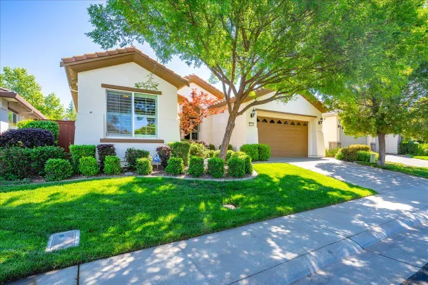 Property Slideshow image 3 of 64 | 2294 langtree dr, Roseville, CA, 95747