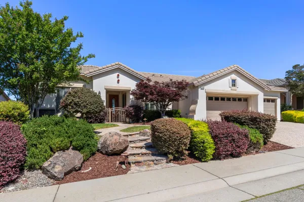 Property Slideshow image 3 of 63 | 2260 hidden hills ln, Lincoln, CA, 95648